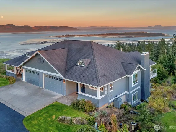 3224 Overlook Loop, Ilwaco, WA 98624