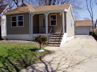 1331 N Pleasant Dr, Round Lake Beach, IL 60073