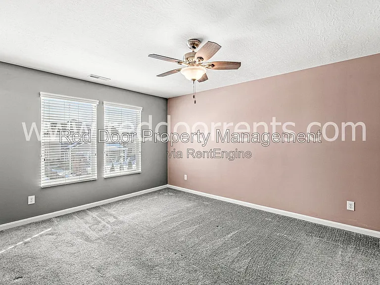 2313 Trefoil Dr — Photo 33