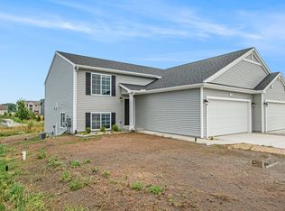 11127 Farmway Dr, Allendale, MI 49401