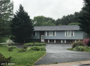 1899 Lakeland Dr, Finksburg, MD 21048