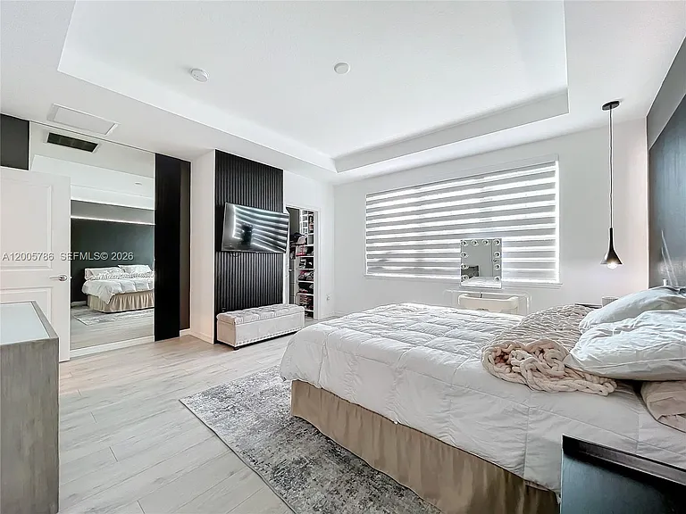 5040 Eucalyptus Dr #2 — Photo 30