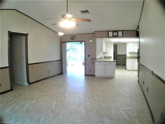 4th image of 128 SE 13th Pl