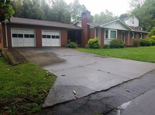 24 Short St, Canton, NC 28786