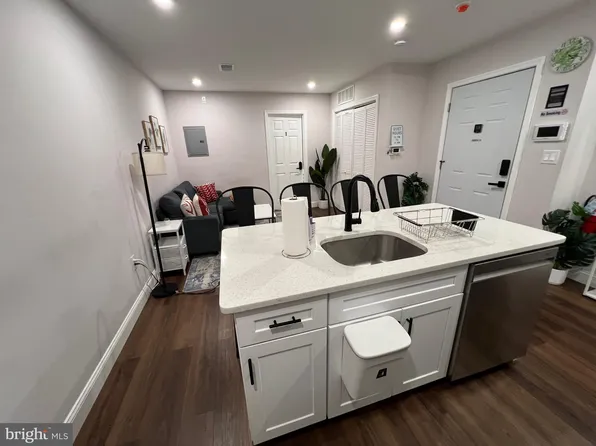 1985 N 63rd St #3, Philadelphia, PA 19151