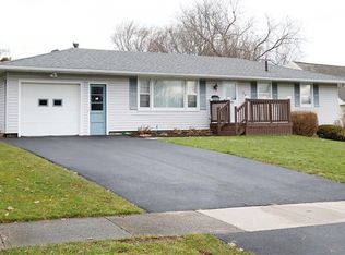 236 Little Creek Dr, Rochester, NY 14616