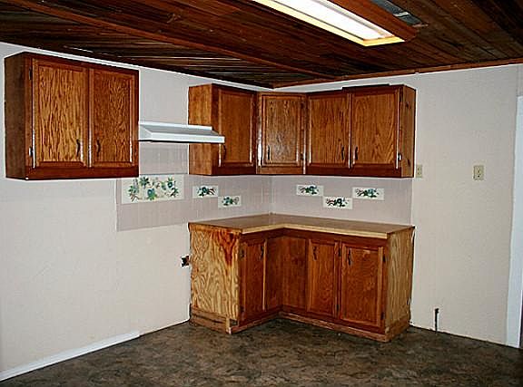5th image of 9408 Pittsburg St
