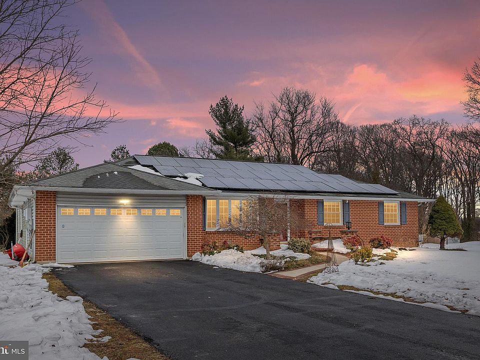 1st image of 5 Vellan Dr