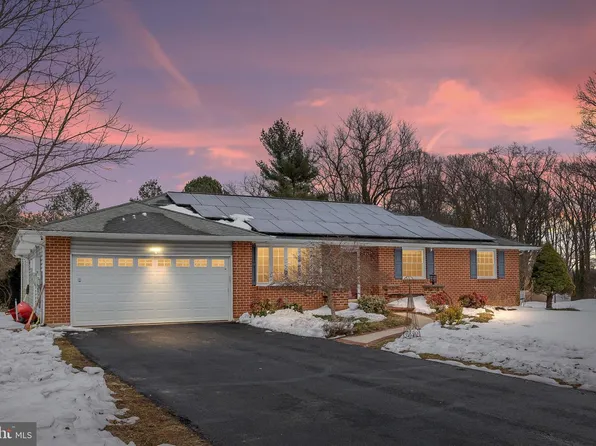 5 Vellan Dr, Bear, DE 19701