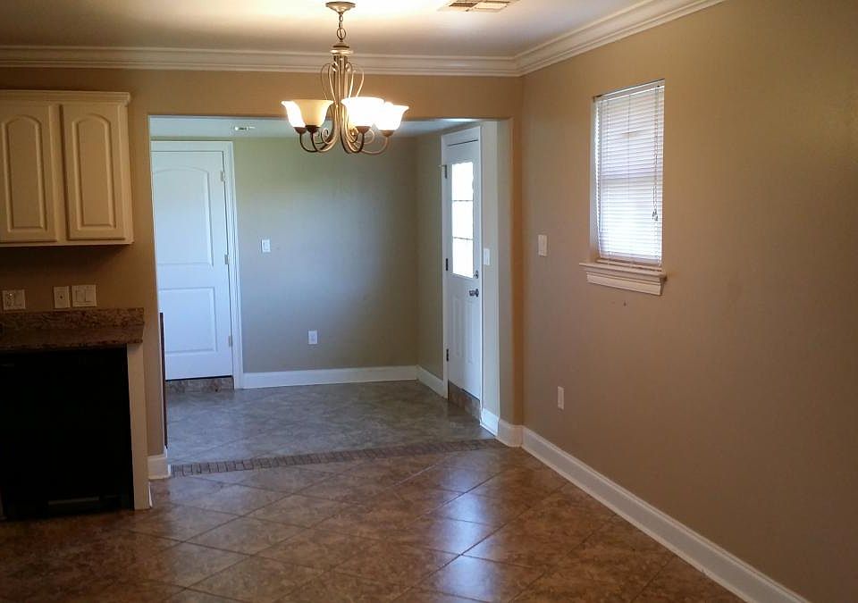 2nd image of 64 Patterson Dr