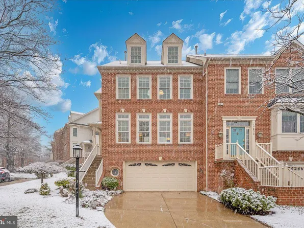 15825 Glacier Ct, Gaithersburg, MD 20878
