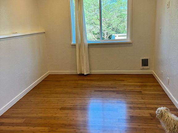 2nd image of 665 Magnolia Ave #A