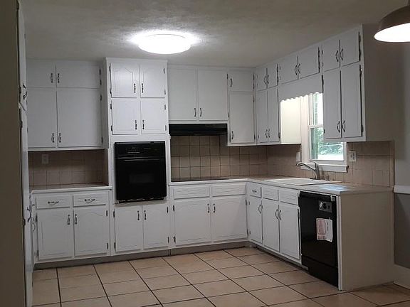 2nd image of 285 Carole Dr