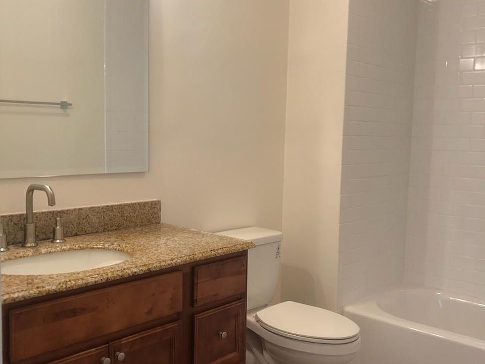2nd image of 1625 Laguna St APT 12