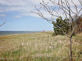6628 Forest Beach Dr, Holland, MI 49423