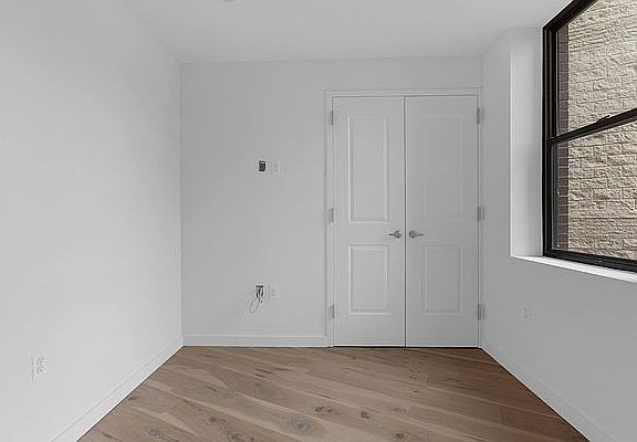 5th image of 31-25 Newtown Ave #4C