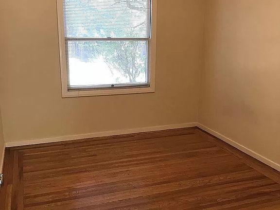 5th image of 3511 Waverley St