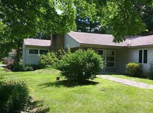 3104 Greenhill Dr, Akron, OH 44319