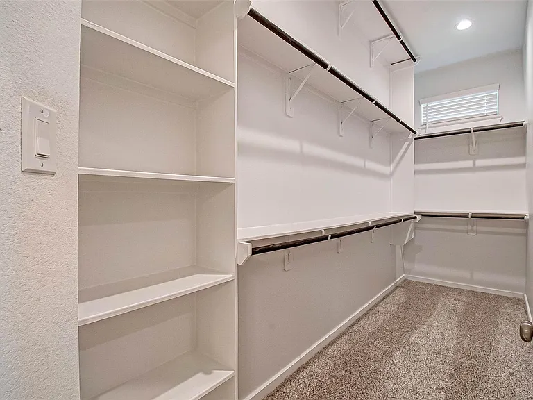 315 N Spotted Fern Dr — Photo 30