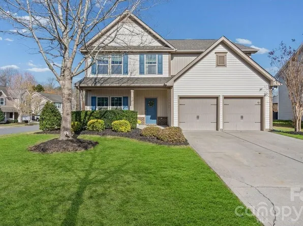 3213 Saddlebrook Dr, Midland, NC 28107