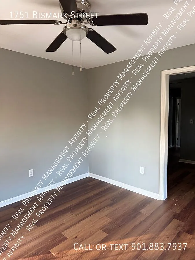 Fresh Paint, New Floors, and All the Comforts of Home! — Photo 2