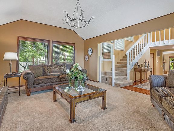 5th image of 4834 W Robin Ct
