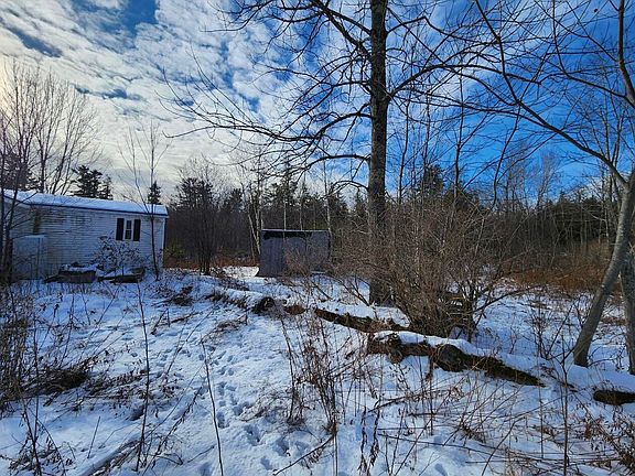 3rd image of 698 Stream Road