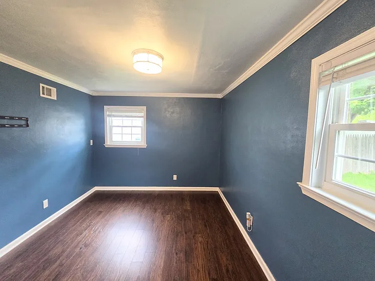 3109 Bowling Green Dr — Photo 12