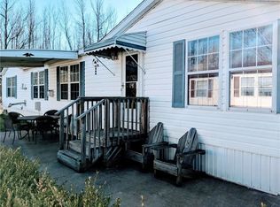 279 Sunset Dr, Holley, NY 14470