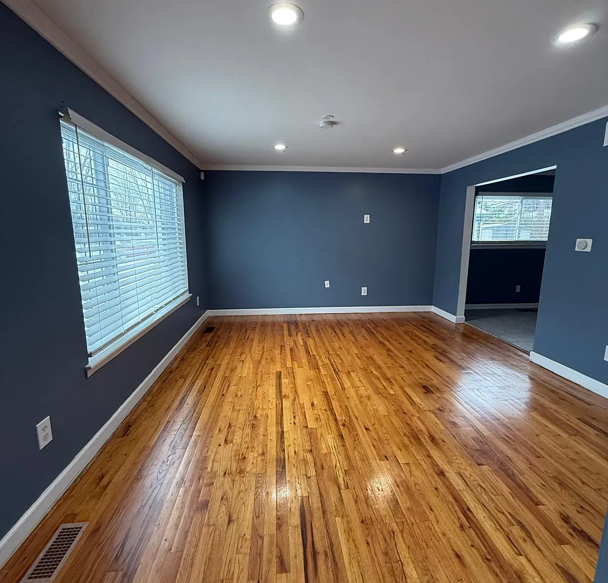 4 bed, 1568 sqft, $2,100 — Photo 2