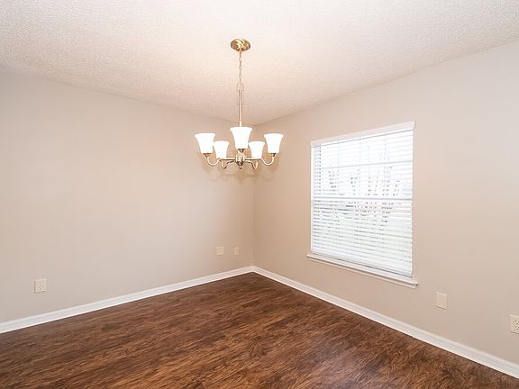 4th image of 11533 Twin Oaks Trl