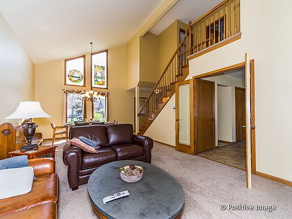 5th image of 36 N Poplar Pl