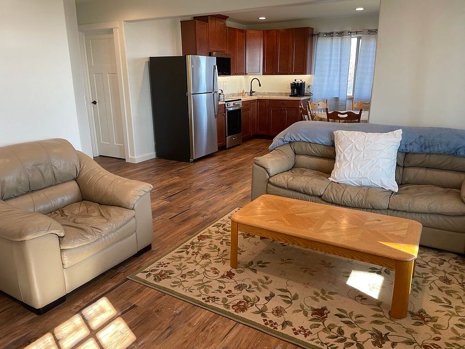 Lower level Living room