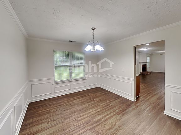 5th image of 3254 Ashgrove Ln SW