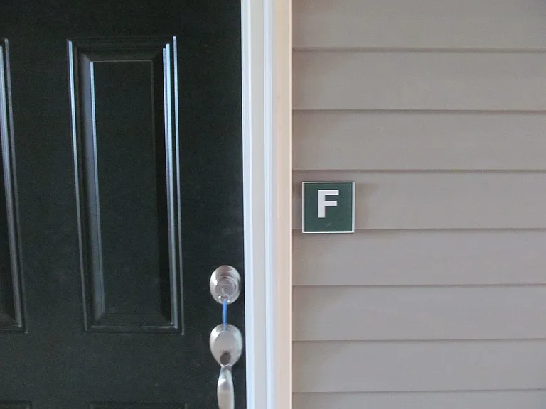 2606 Pennoak Way #F — Photo 2