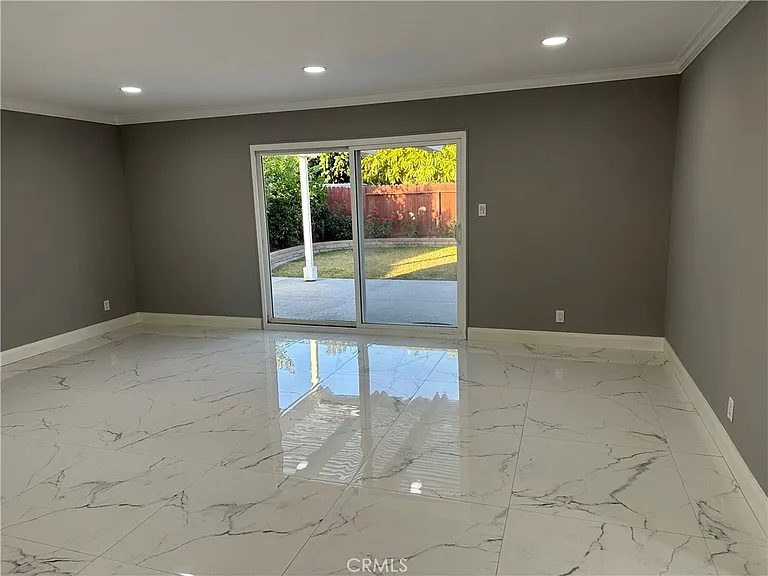 16400 Dana Cir — Photo 9