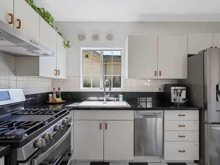 5124 Range View Ave — Photo 8