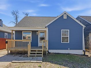 423 41st St NE, Cedar Rapids, IA 52402