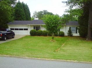 445 Kingsport Dr, Lawrenceville, GA 30046