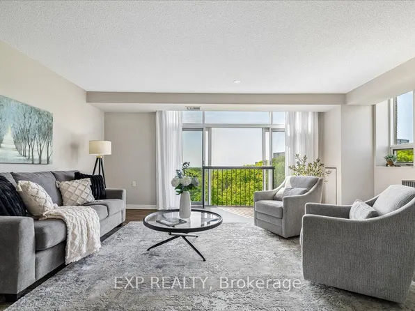 200 Burnhamthorpe Rd E #708, Mississauga, ON L5A 4L4