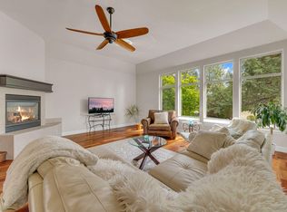 520 Divot Dr, Bend, OR 97703