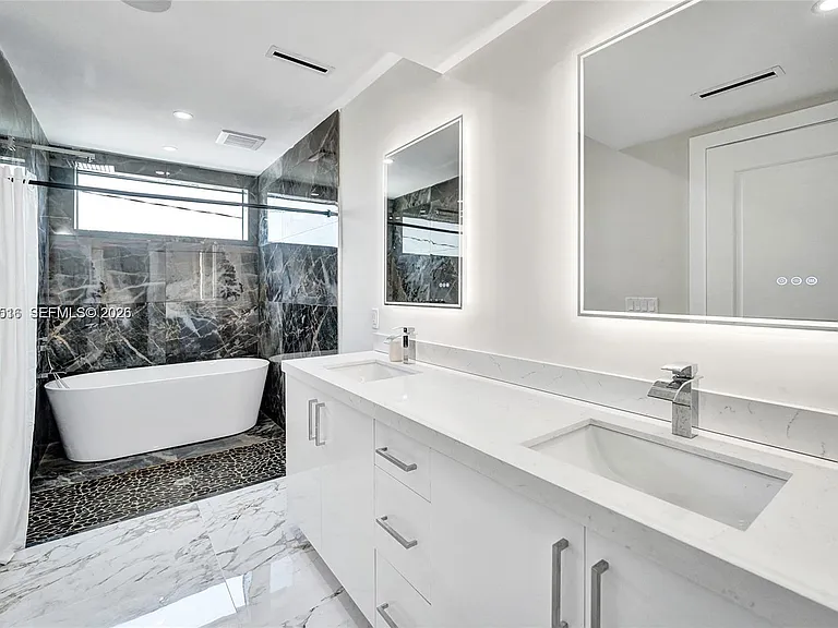 1617 NE 11th St #Townhouse 1 — Photo 29