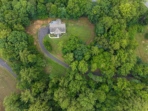 4th image of 55 Brent Point Rd
