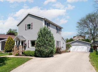 273 5th St, Fond Du Lac, WI 54935