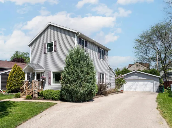 273 5th St, Fond Du Lac, WI 54935