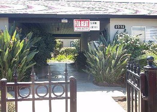 1st image of 1934 Country Club Blvd