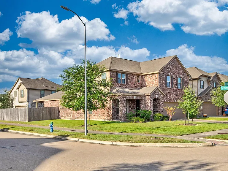 25342 Briscoe Village Dr — Photo 2