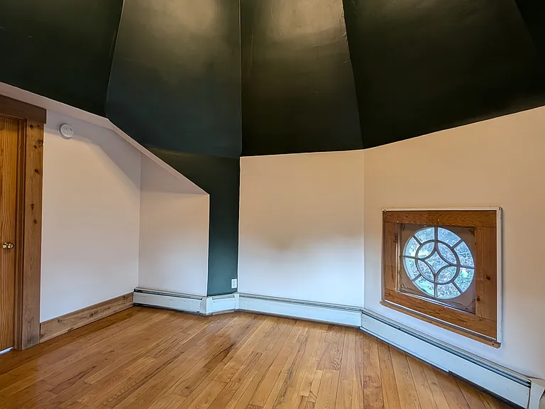 541 University Ave #5 — Photo 14