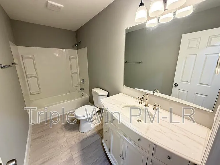 1215 Dennison St #A — Photo 15