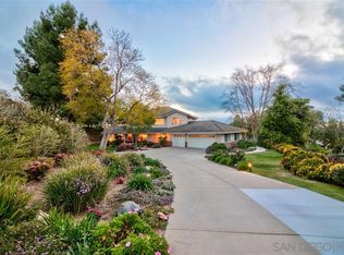 393 Sheila Ln, Fallbrook, CA 92028